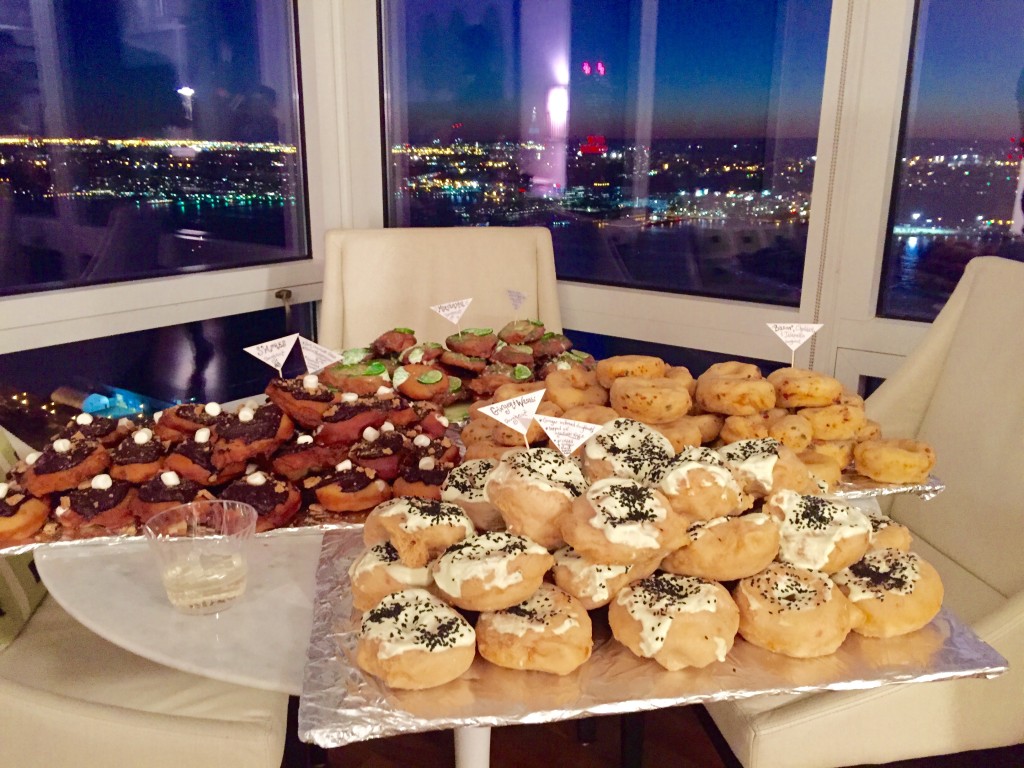 gourmet-handmade-doughnuts-nyc-night-view