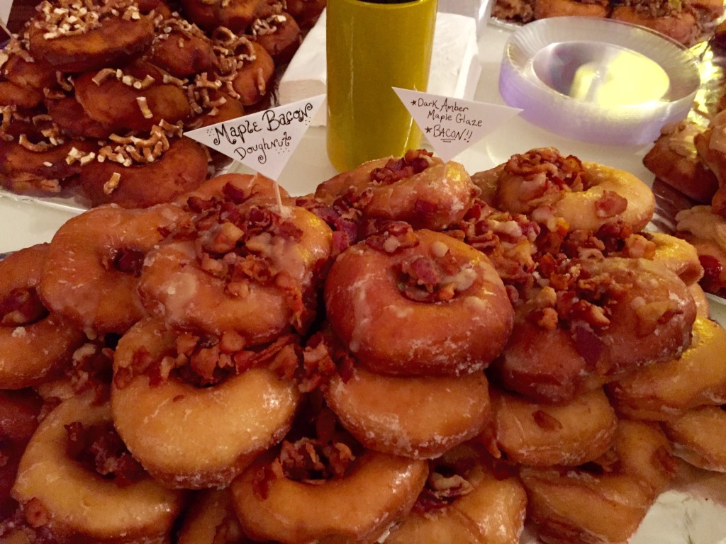 maple-bacon-gourmet-doughnut