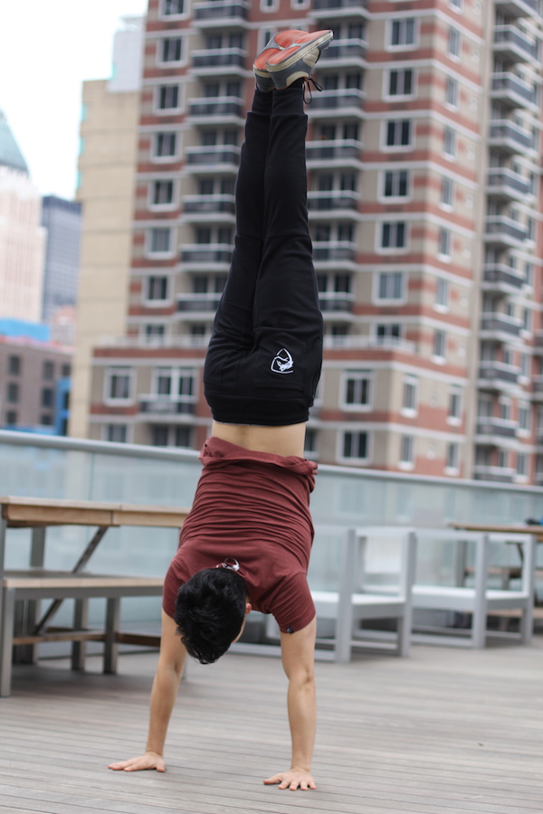 rodney-ingram-hand-stand