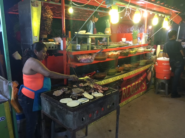 sayulita-traditional-taco-stand